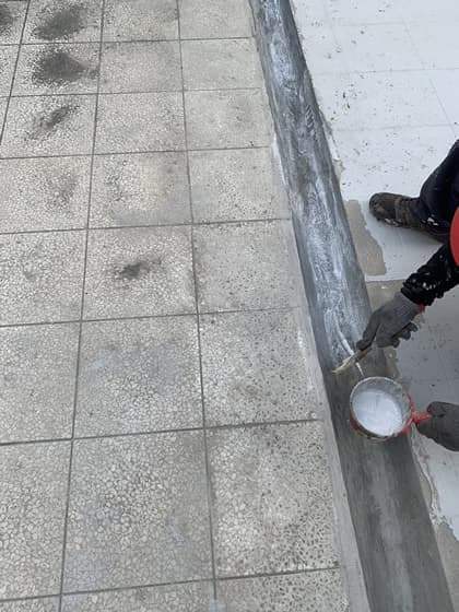 屋頂斷水