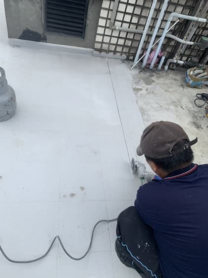 屋頂斷水