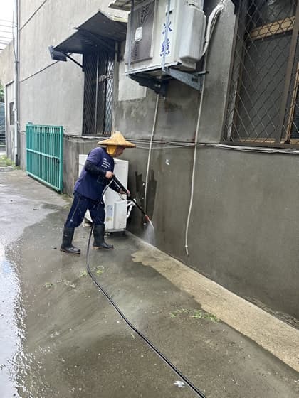外牆高壓水刀清洗
